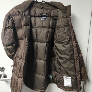 Northface Girls Puffer Jacket - size XL